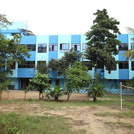 Hotel Siva Sakthi Тируваннамалай Экстерьер фото