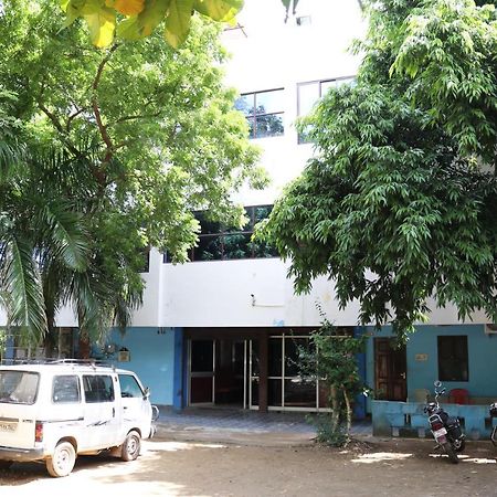 Hotel Siva Sakthi Тируваннамалай Экстерьер фото