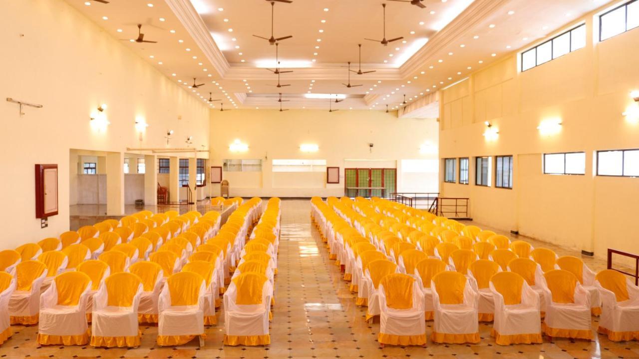 Hotel Siva Sakthi Тируваннамалай Экстерьер фото