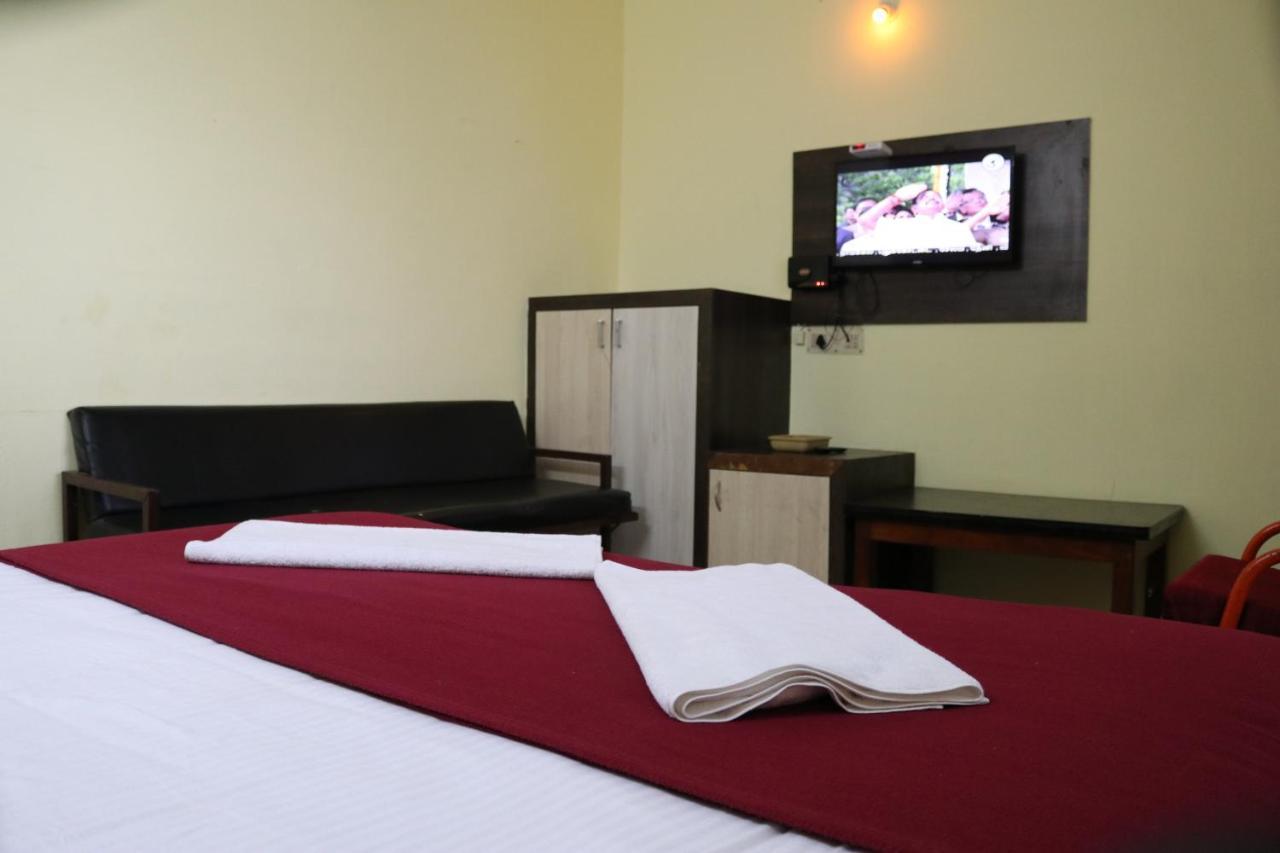 Hotel Siva Sakthi Тируваннамалай Экстерьер фото