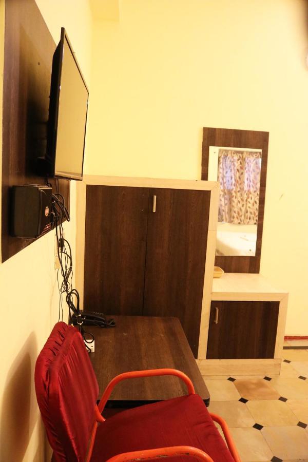 Hotel Siva Sakthi Тируваннамалай Экстерьер фото