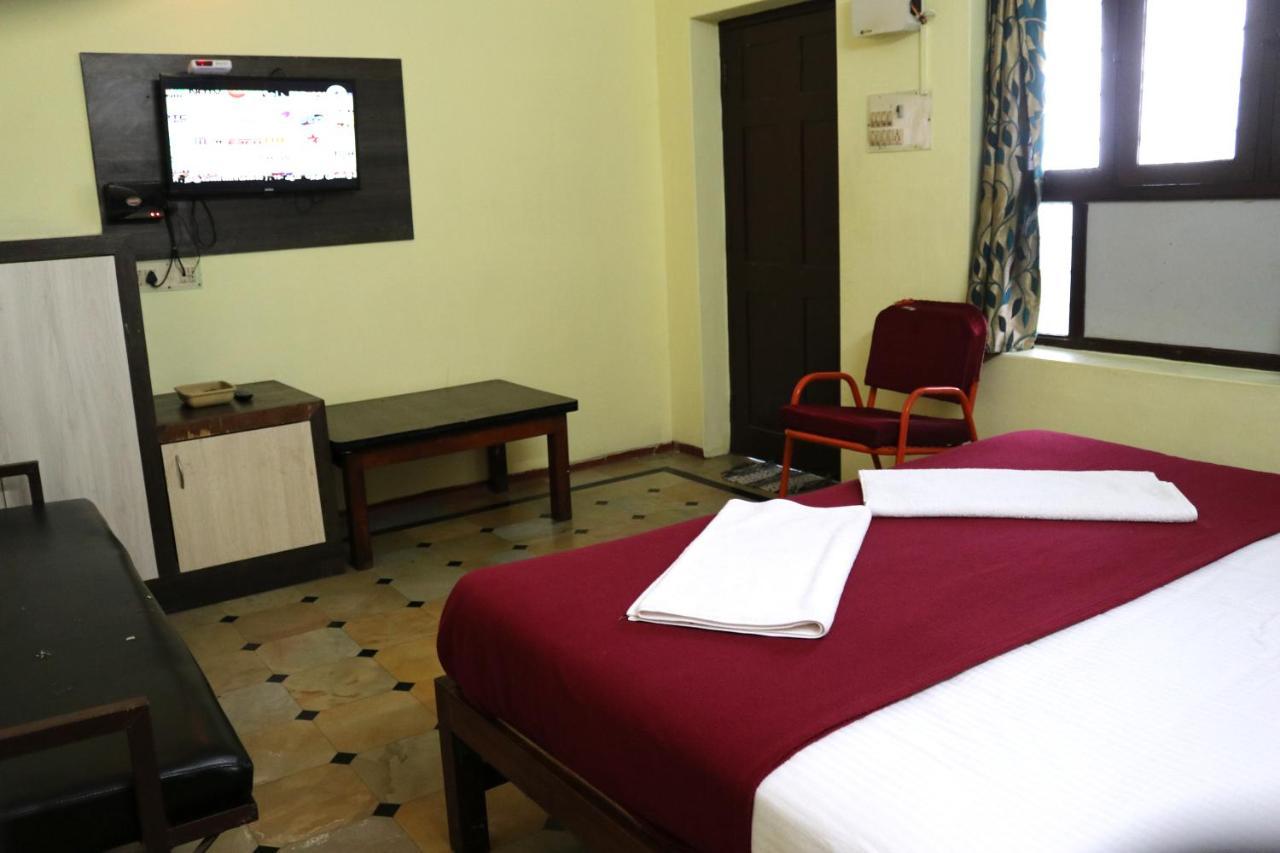 Hotel Siva Sakthi Тируваннамалай Экстерьер фото
