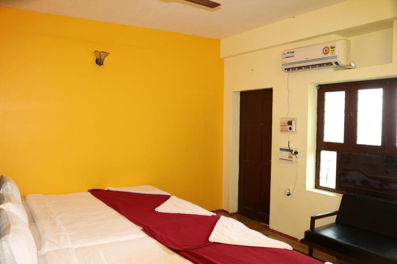 Hotel Siva Sakthi Тируваннамалай Экстерьер фото