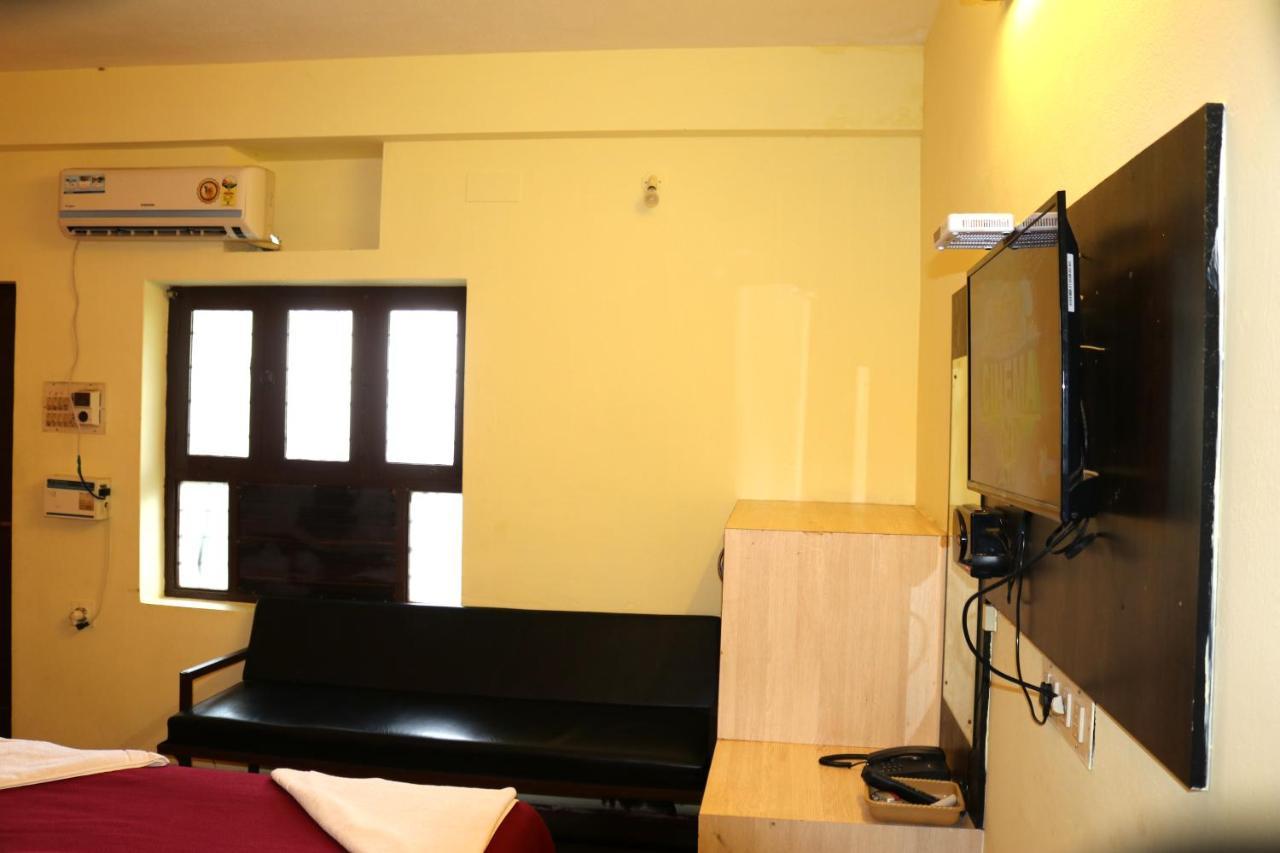 Hotel Siva Sakthi Тируваннамалай Экстерьер фото